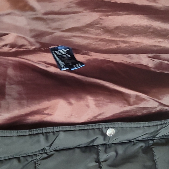 Tommy Hilfiger Womens Black Puffer Coat. - Picture 9 of 11